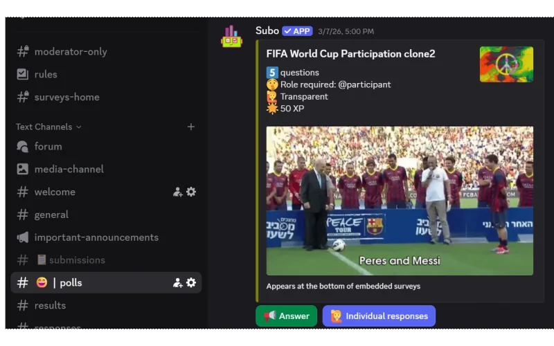 Eine Subo-Umfrage-Einladung in einem Discord-Kanal. Mitglieder klicken auf Umfrage starten und antworten privat, in Discord oder im Web.